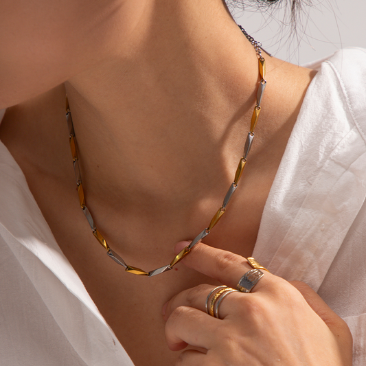 Melon Seed Chain Choker Necklace – Gold & Silver Stainless Steel