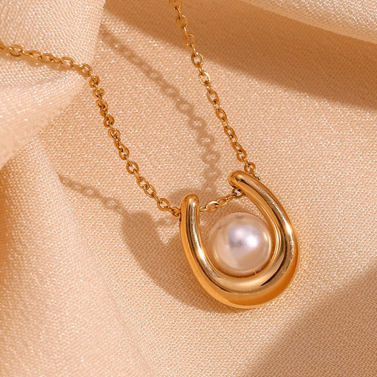 Gold U-Shaped Pearl Pendant Necklace