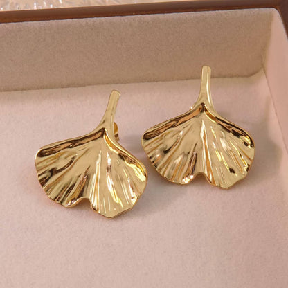 Fashion geometry Leaf Necklace & Earrings Set – Sculptural Statement Jewelry for Women