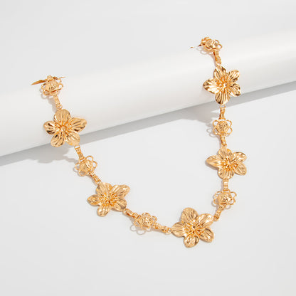 Gold Flower Charm Waist Chain – Adjustable 5-Petal Blossom Body Chain for Women