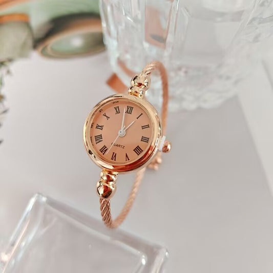 Luxury Fashion Gold Bangle Bracelet Watch – Women's Quartz Wristwatch