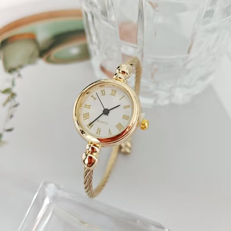 Luxury Fashion Gold Bangle Bracelet Watch – Women's Quartz Wristwatch