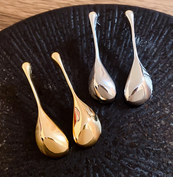 Liquid Gold Teardrop Drop Earrings – 18K Gold & Silver Plated Stainless Steel