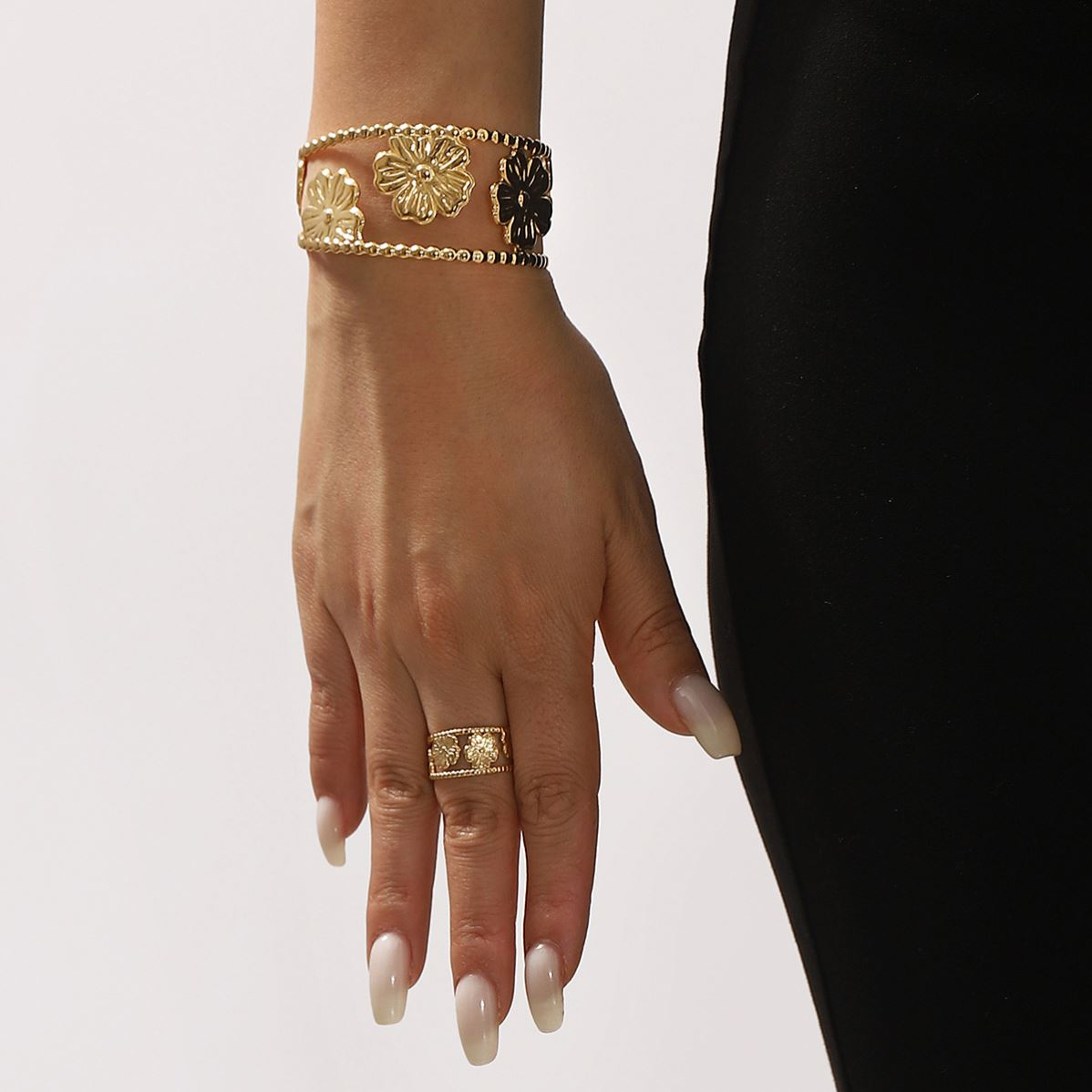 Gold Plated Flower Cuff Bangle – Unisex Chunky Open Bracelet