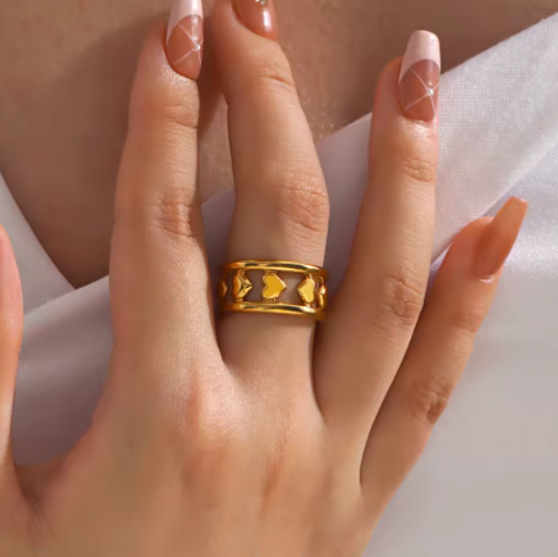 Zivona Heart Wrap Ring