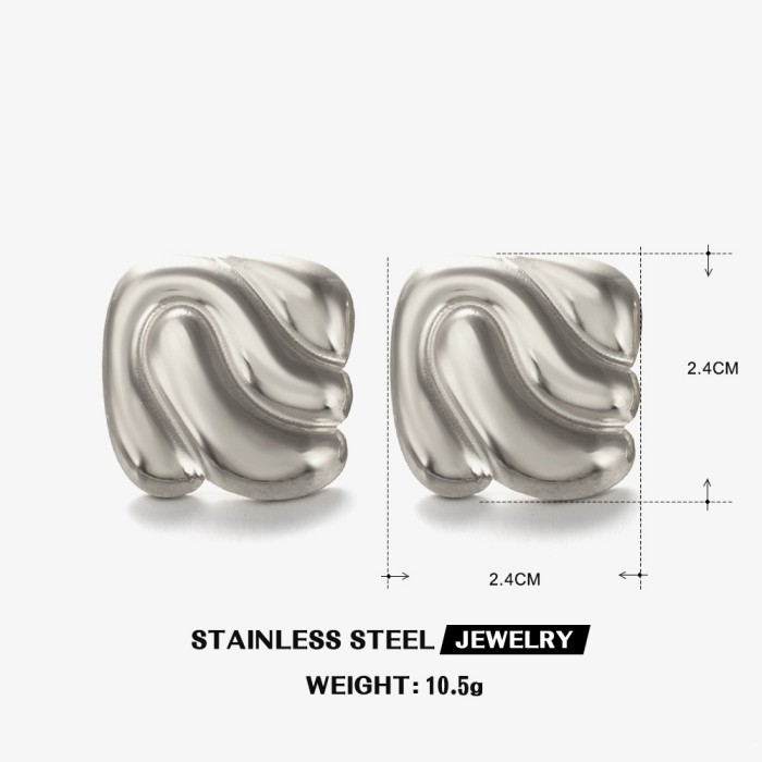 Gold Wavy Stud Earrings