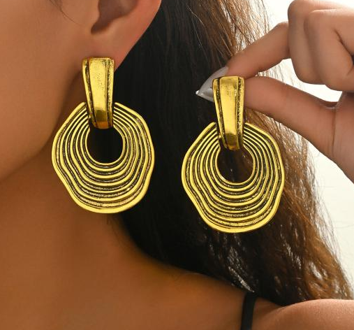 Gold Ridged Geometric Drop Earrings