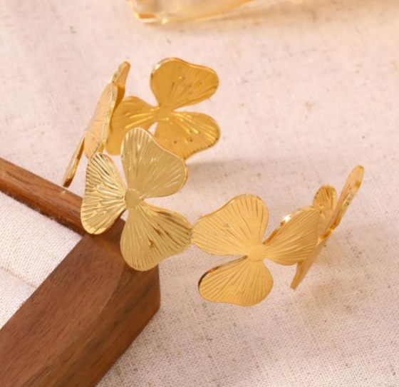 Gold Flower Cuff Bangle – Handmade Brass Open Bracelet