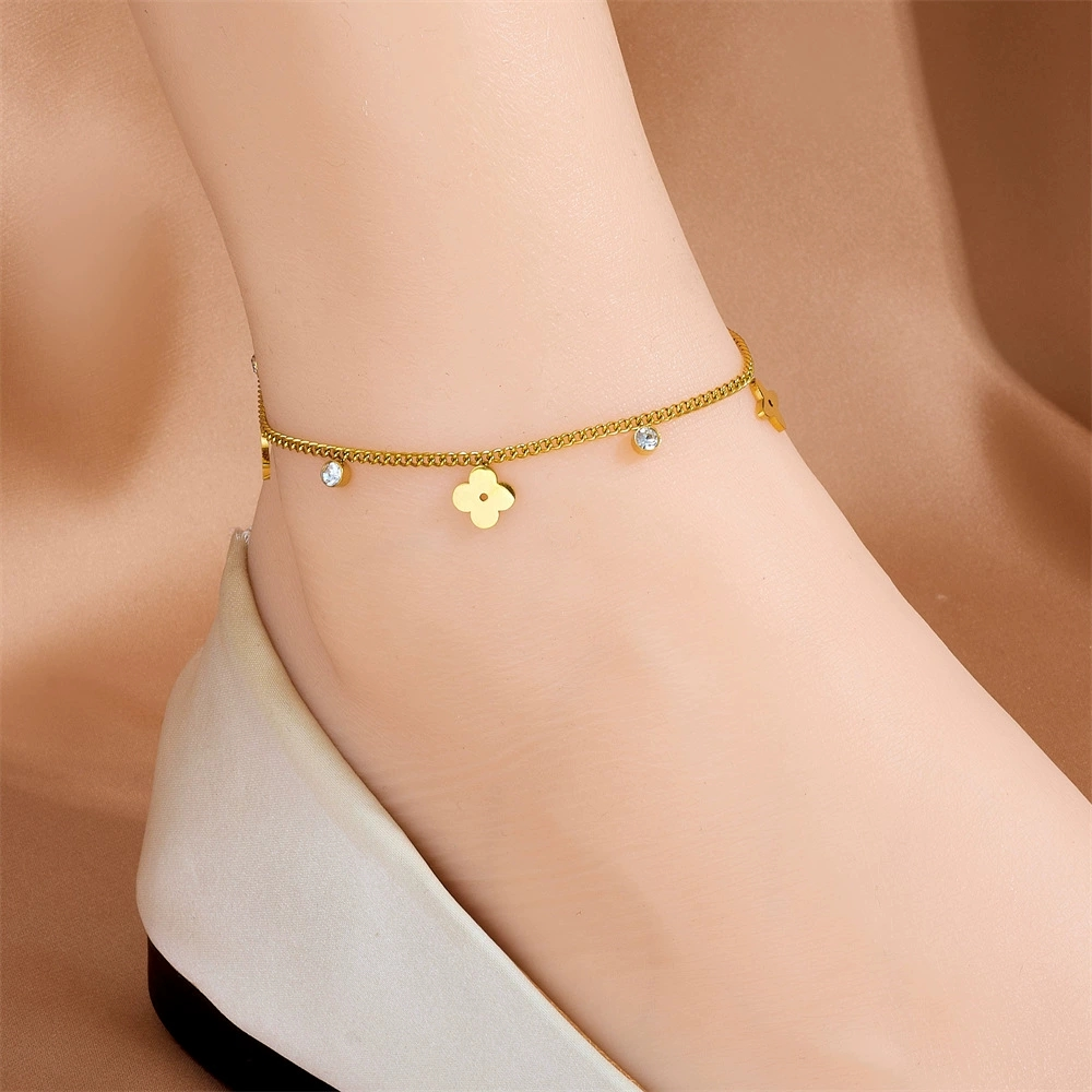 Four Leaf Clover & Crystal Diamond Charm Anklet – 18K Gold Plated Stainless Steel
