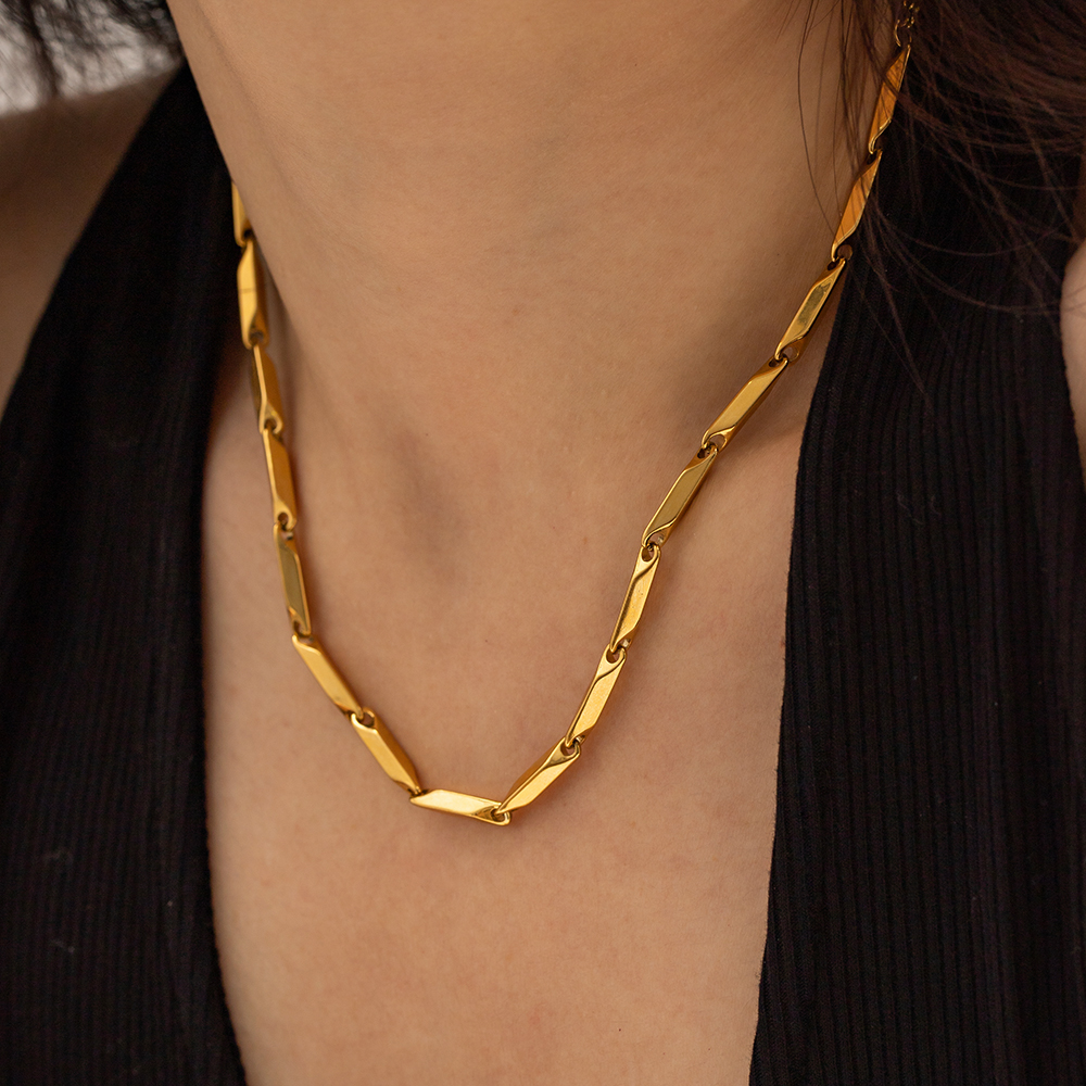 Melon Seed Chain Choker Necklace – Gold & Silver Stainless Steel